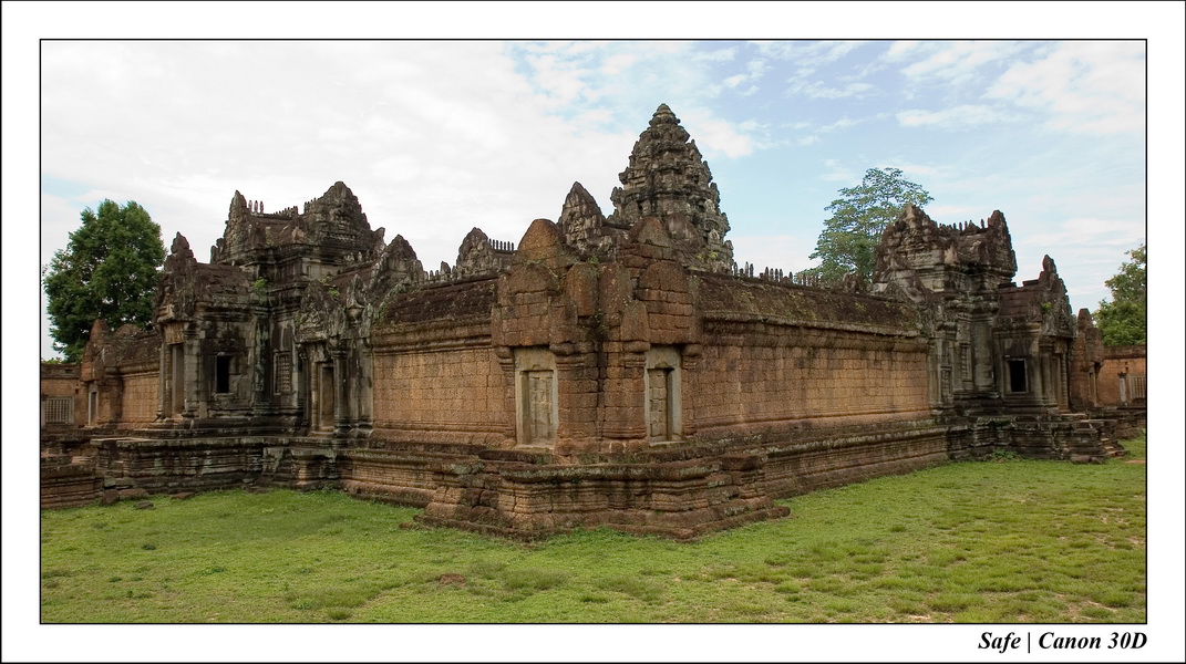 2006 - 07 - Temple angkor - Bantea Samre 28